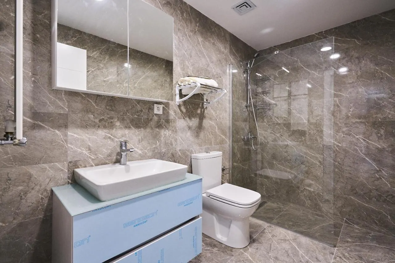 High Rise Apartment Suite With Balcony Istanbul Turkey