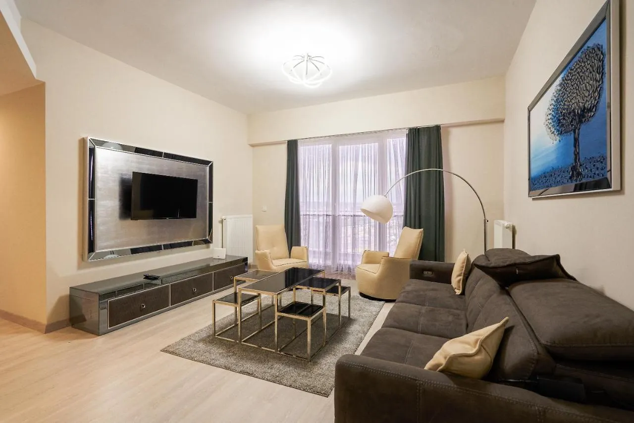 High Rise Apartment Suite With Balcony Istanbul